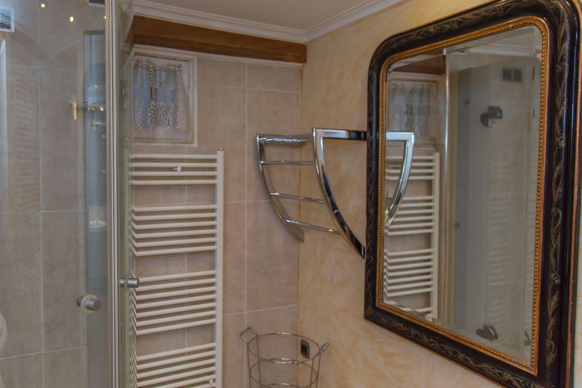 Saint Germain Des Pres Apartment Paris Exterior photo